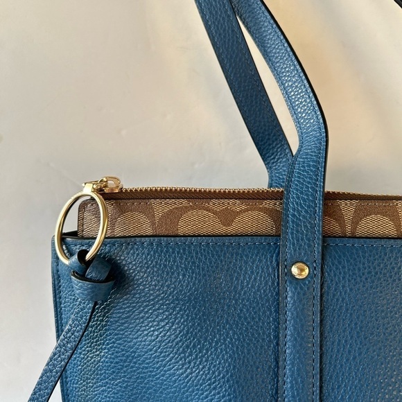 Coach NWT Large Tote Pebble Leather and Signature Print at Top Zippered Opening - Picture 8 of 14